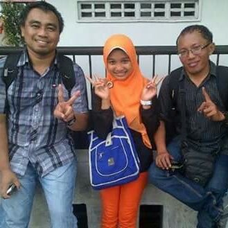 FRifit's profile picture. Penyuka es cream, keju, coklat dan biru