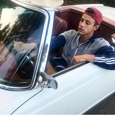 I Love Cameron Dallas so much @camerondallas