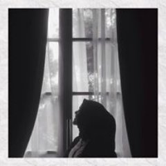 AlmiraFrz Profile Picture