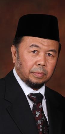 Wakil Ketua Dewan Pertimbangan Majelis Ulama Indonesia (MUI) Pusat, Direktur Sekolah Pascasarjana UIKA Bogor