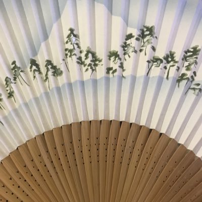 ixion_plant's profile picture. 一応人の形を保った幽霊の様な多趣味人間です。因みに、テトコネでは自称『テトコネ界の鉄人』＋『片手プレイの追求者orトップランナー』で通します。