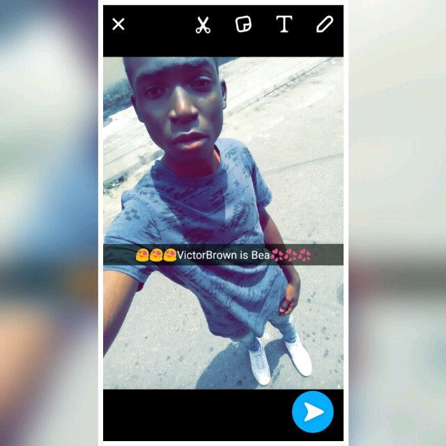 Am a soft guy who has fun all d tym a good listener to who wants to talk