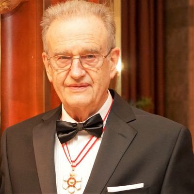 johnbandler's profile picture. Engineer, professor, entrepreneur, speaker, artist, playwright, executive producer, author -- demystifying the engineer's "feel" for a problem.