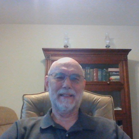 Hi, All.  Fantasy and YA. Lord of the Rings ,J.K.Rowling, C.S. Lewis, Phillip Pullman (Yes, really.)I am very old, very married and very retired. No DM's,please