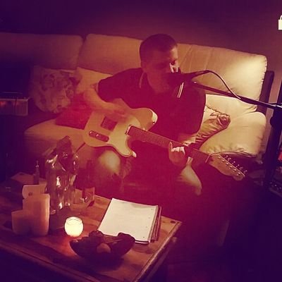 BenLe3ter's profile picture. 34, @c_l_a_r_e_t is my world.
#music is my life. 
my daughters are my future .
mechanic in between. 

#lcfc forever