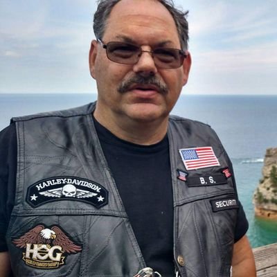 schroed6381's profile picture. Live near the 45th parallel, within the snow belt of  Northern Michigan