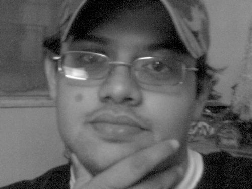 A simple n a friendly person.. I lke 2 make new frnds n hang out wid dem... A Typical LeO..!!!
