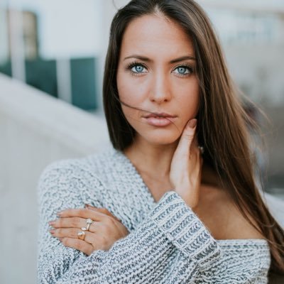 maggiegatling's profile picture. 