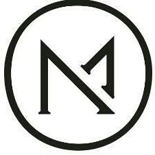 Prèt-a-porter womenswear brand based in Mexico || we love geometry and contrast || write us: info@mariaarroyave.com