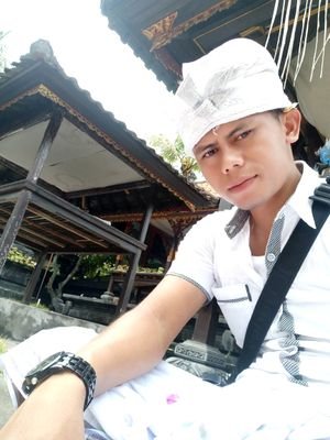 komangady2's profile picture. 