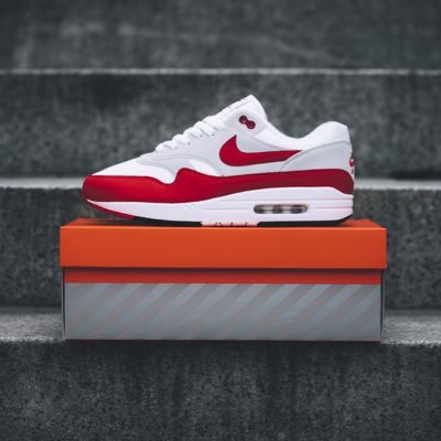 soleadsneaks's profile picture. Trop nombreux pour un seul cerveau. #sneakers & #street