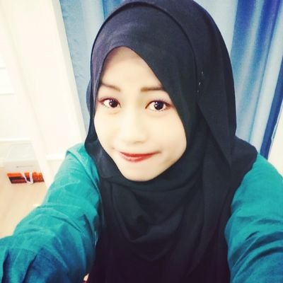 Raini20430018's profile picture. Single