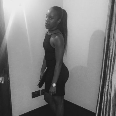 RiannaLinton's profile picture. 