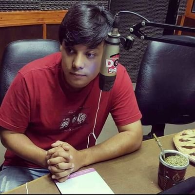 Curuzucuateño ante todo y ante todos.
Hago radio en @radio_dos
ig: marcoscontreras92
fb: Marcos Ariel Contreras
.
Cosechamos lo que sembramos