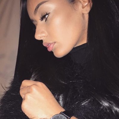 escobaracli's profile picture. Rien qu'a l'odeur d'la weed je sais qu'on les derange