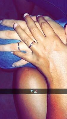 1f2a7f016278417's profile picture. Ela adora adrenalina mas tem medo do amor.✌