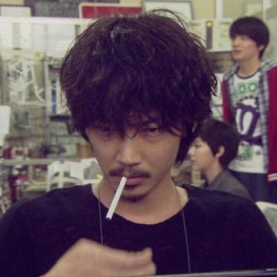 ごうごうごー Twitterissa ここまで銀髪とタバコが似合う人っていますか 綾野剛 綾野剛好きな人と繋がりたい 綾クラさんと繋がりたい Rtした人全員フォローする いいねした人全員フォロー ごうごうごー Twitterissa ここまで銀髪とタバコが似合う人っていますか 綾野剛 綾野剛好きな人と繋がりたい 綾クラさんと繋がりたい Rtした人全員フォローする いいねした人全員フォロー