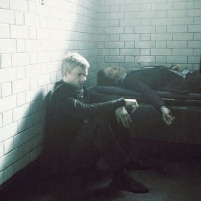 Johnlockat_221b's profile picture. 