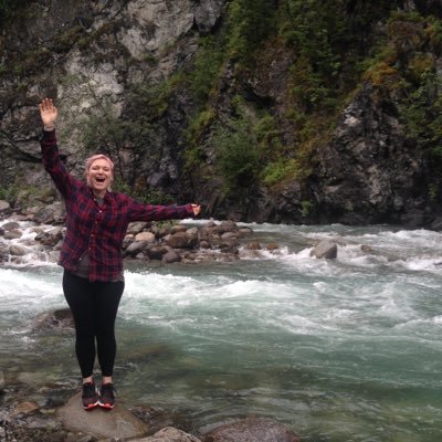 vittoria_lynn's profile picture. • baker • wannabe farmer • 🏳️‍🌈 • alaska • they/them • @akwrdghost •