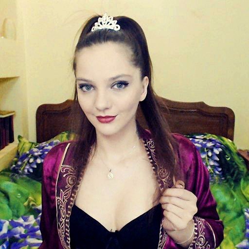 Queen B...itcoin! Supporting #bitcoin through caming! Gotta love it !
1Tiff6k5cyGQkfw1b7Wd2KYrzUc9M4LZV