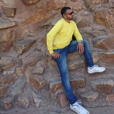 EKLAVYANISHAD6's profile picture. 