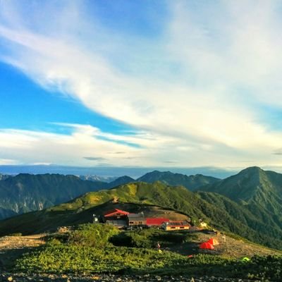週1,2で練習、1回/3ヶ月で登山でやってます
アウトドアに興味のある方、一緒に登山をしませんか？
雪山などは行かないので未経験でも大丈夫です👍

（活動などについて質問がある方は遠慮なくDMでお願いします(^-^ゞ）