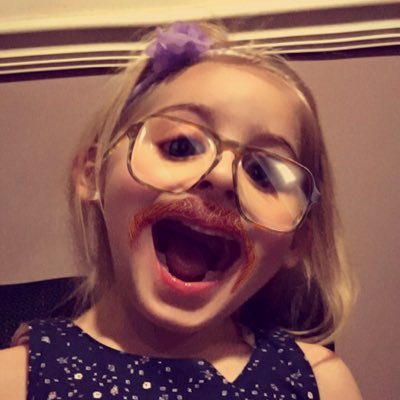 gemzyh's profile picture. Just Smile . . . .