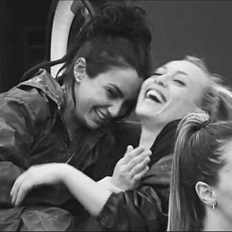 Alexandra & Elettra juntas o separadas... hasta el final CON LAS DOS 👭❤
#TeamBlumettra #TeamBlume #TeamElettra