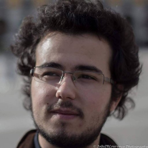 🇵🇹 Composer. DMus at @guildhallschool 🇬🇧. Has a particular interest in microtonality and opera. Represented by https://t.co/4WnKAB0bKf