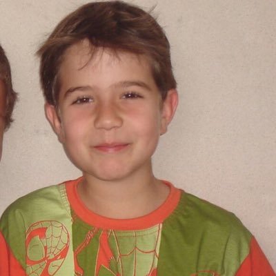 leonardoamg95's profile picture. Analista de Sistemas |
Livrai-me de todo mal, amém.