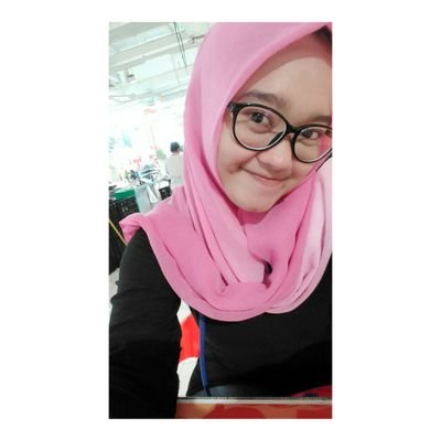 Riri_sasari's profile picture. Lamongan | Big Dream Of an Architect 👷 | Solo - Indonesia
