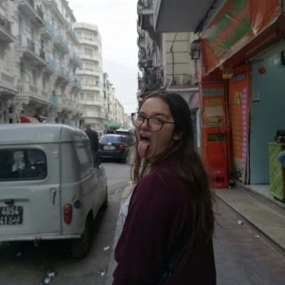 BelhajOumaima's profile picture. #فري_أمخاخ