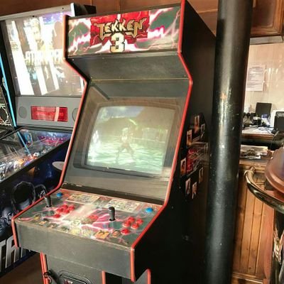 I'm the Tekken 3 machine in @drinkrelaxplay and I live. Best friends with @uk_resistant.
All opinions are my own. 50p a go.