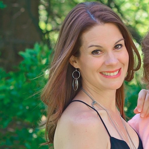 FrancineGuinan's profile picture. 