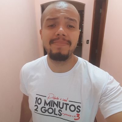 pedroborgesjr's profile picture. Jornalista e cansado, não necessariamente nesta ordem.