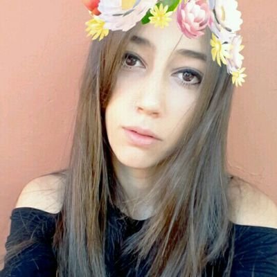 Noelia_Solleiro's profile picture. Te mereces el universo y yo soy sólo una estrella~
👻Snap: noesolleiro1 | ♓pisciana| 《Tímida y callada pero divertida e insoportable》