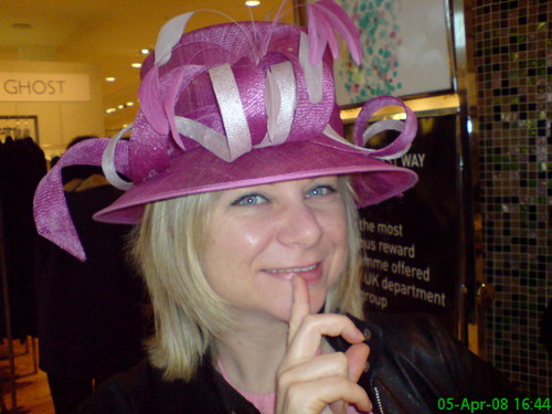 archangeldeb's profile picture. Married to Mark, Mother to Erin and Lara, Therapist to thousands...