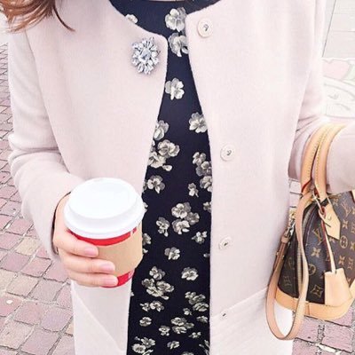 peach_bis's profile picture. アカウント作り直しました ♡ 出回り0独自入手の確実情報、繋がり所持してます ♡ winwinになれる人だけ ♡ いまはお目当てくんの🎥求めてます ♡ お目当てくん は DM ✉︎ にて ♡