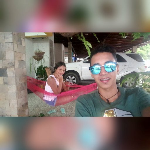 🇻🇪Carlos Anibal [@C__Anibal] no como 😂soy analitico. Me dicen que soy un ennigma social, no se por que😑.