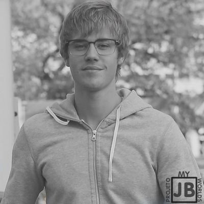projeto criado para ajudar nas votações que o cantor e compositor justin bieber é indicado 👍
| @EquipeTSB | DONA: raiane !!! @justinbieber ♥