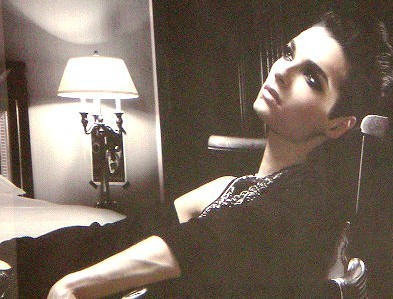 So I'm Bill's Heart :) I was born on April,26,2010 :D .My sis is @Toms_Heart 3 We are Tom und Bill 's hearts so follow us 3