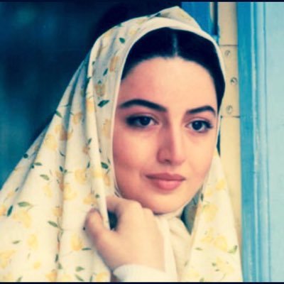 رَبَّنَا هَبْ لَنَا مِنْ أَزْوَاجِنَا وَذُرِّيَّاتِنَا قُرَّةَ أَعْيُنٍ وَاجْعَلْنَا لِلْمُتَّقِينَ إِمَامًا