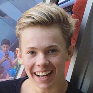 hi my name is Chanel and I'm 12 years old and I'm a big fan of tanner fox 

I want to be apart of the foxfam but my mom won't let me get any tfox stuff