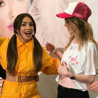 lalimiangelES's profile picture. CLUB DE FANS DE LALI ESPOSITO 🇪🇸
💖 4-4-17 y 29-06-16 💖 tu sonrisa, tus palabras, tu abrazo y tus besos son mi aliento ( TE AMO) 💋