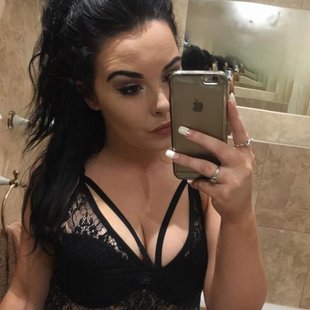 __patrycjaa's profile picture. Młoda administratywistka. Odważna Europejka z sercem po lewej stronie.  #feminizm #lewica #socjaldemokracja Sympatyzuję z @partiarazem, @Zieloni, @inicjatywaPL.