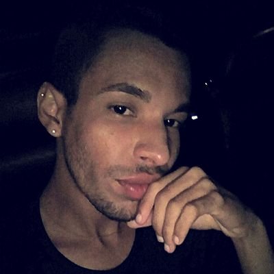 doug_olive's profile picture. Quando eu pensar em algo produtivo e que ache interessante compartilhar eu escrevo algo 💅