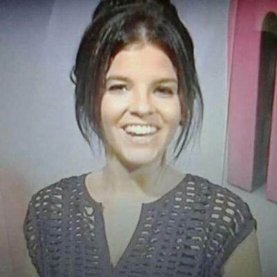 Lic. Comunicación Social- Locutora Nacional 8389 
Radio y TV. ISER.UNLP       
✍MG Comunicación y DDHH 
 Fundamentalista del sujeto y predicado
