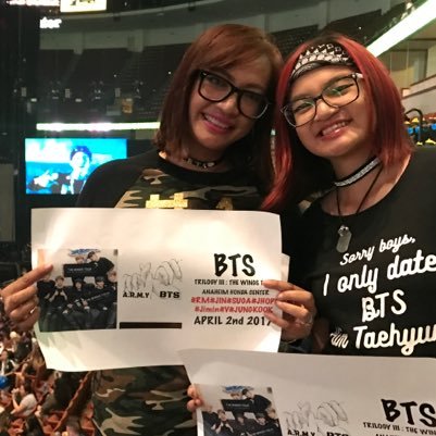 1btsarmymom's profile picture. I'm a mother of 3, I love music, Kpop especially! My teenage daughter and I enjoy, singing, dancing, and watching K-drama(s)