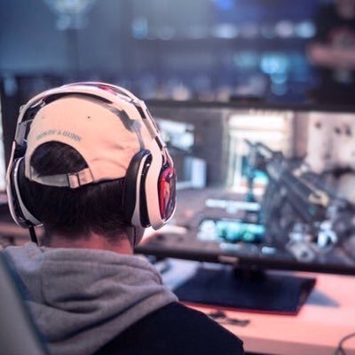 Skrzm_'s profile picture. 18. @ChiefsESC