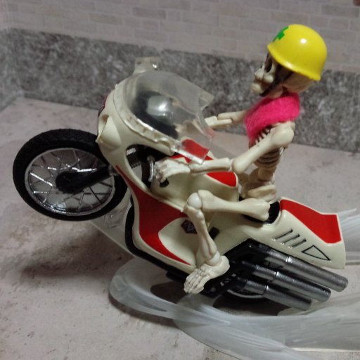 BerukuG's profile picture. ＃ポーズスケルトン #リーメント  #鹵獲転用体 #東亜重工製合成人間 ＃メカトロウィーゴ #ジェイソン #ポリニアン  #MDD #ミニチュア ＃ガチャガチャ ＃食玩 ＃改造  ＃100均一  ＃ぷちサンプル ＃ブンドド #ロボコ #お話苦手です #RT嬉しいです